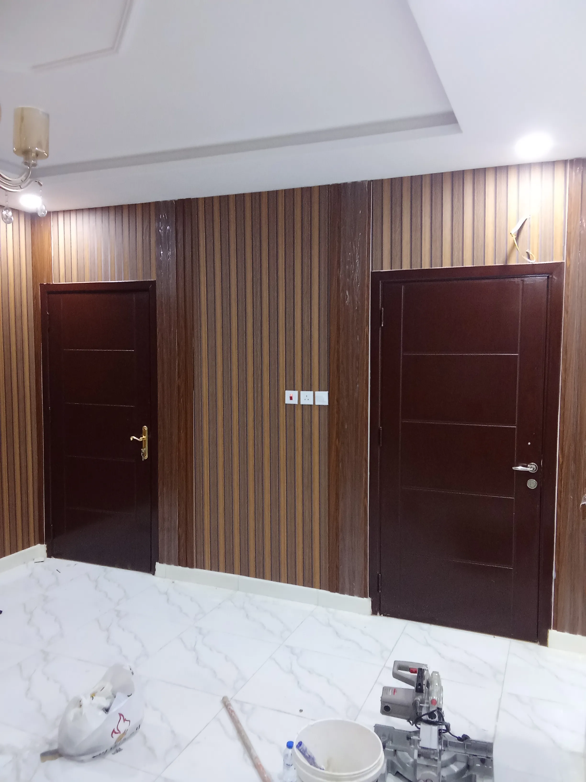 ورق جدران بديل الخشب 