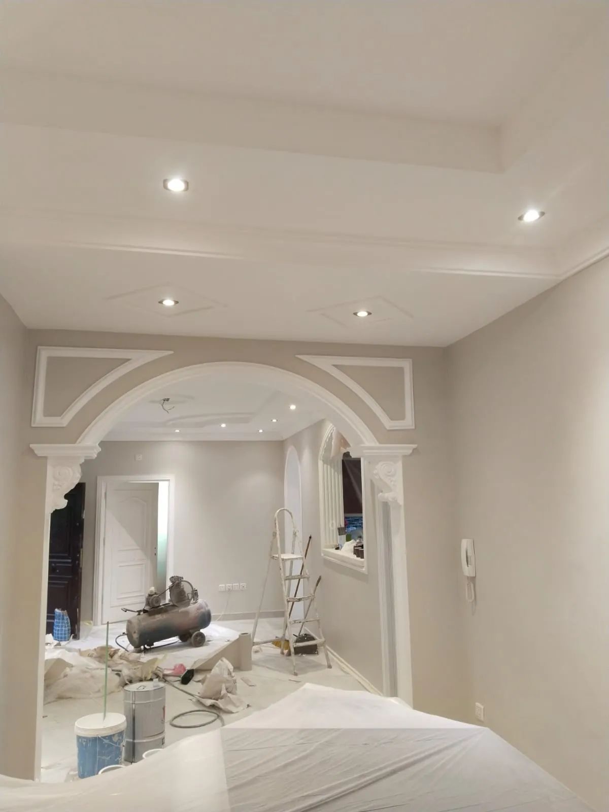 فني دهانات وديكورات جده 