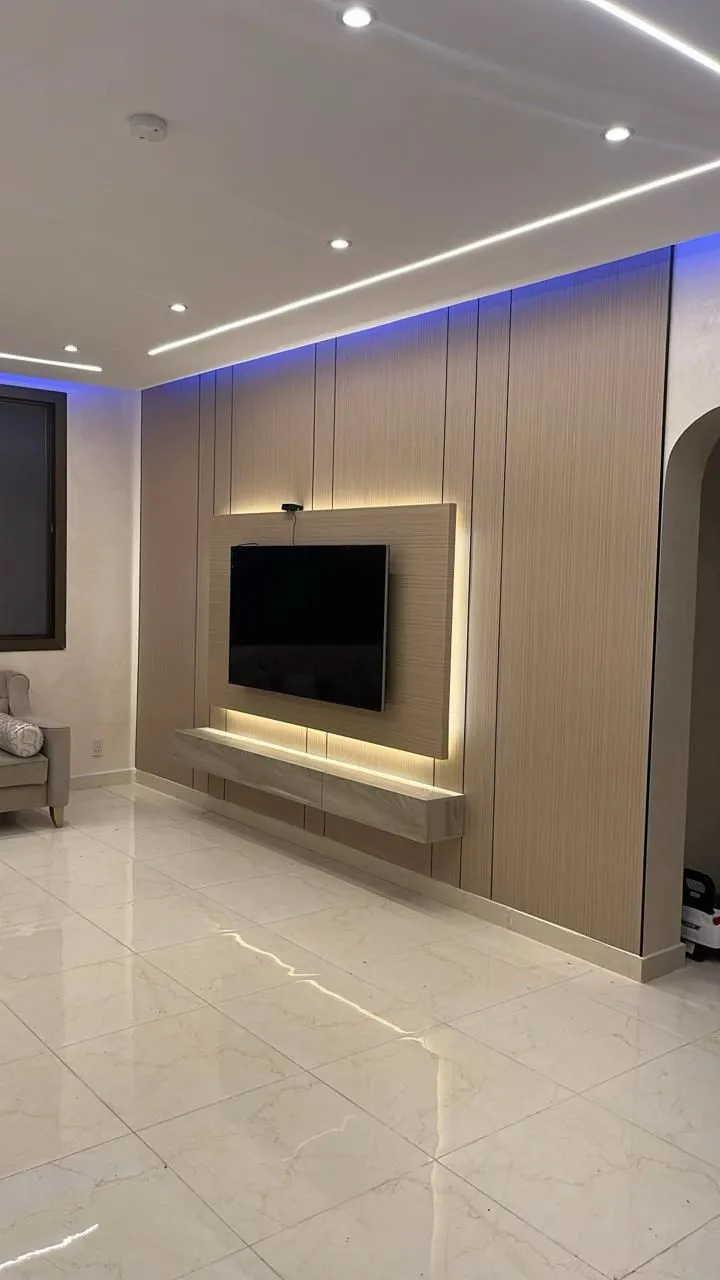 معلم ديكورات ودهانات جده