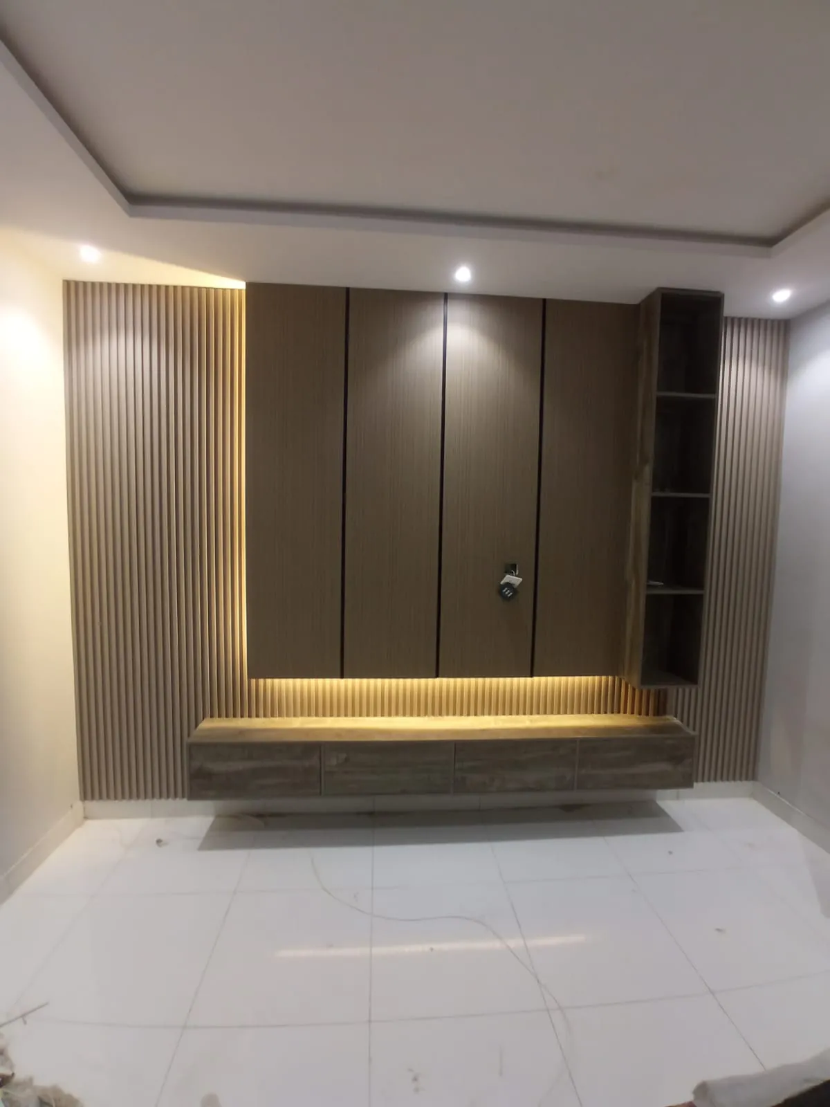 افضل معلم بديل الشيبورد في حي الريان بجدة 