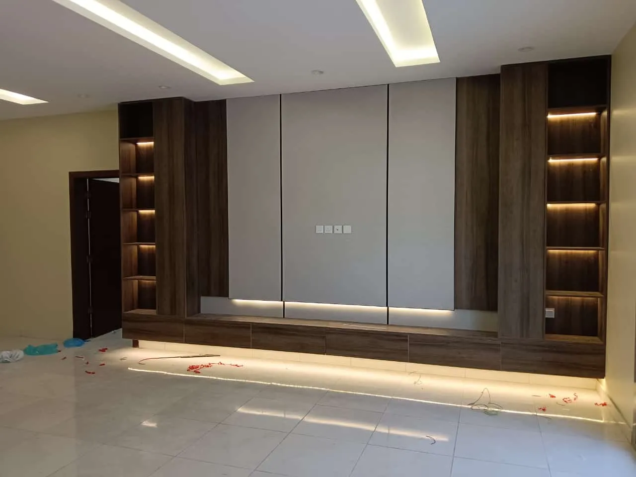 افضل معلم بديل الشيبورد في حي الريان بجدة 