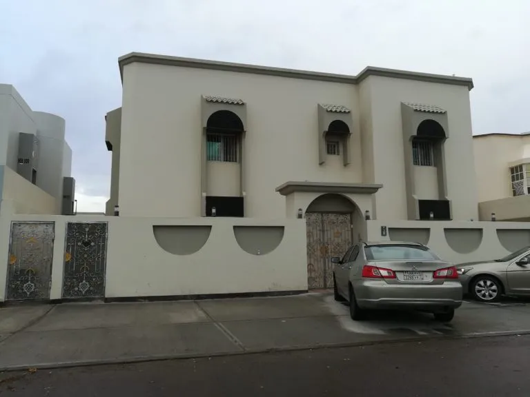 معلم دهانات داخلية وخارجية في الوزيرية بجدة