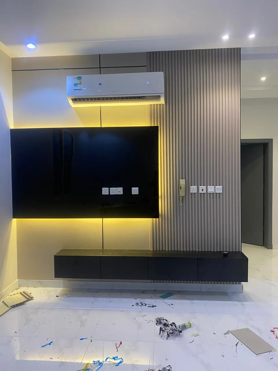 ديكورات الشاشات والمرايا حي النسيم بجدة 