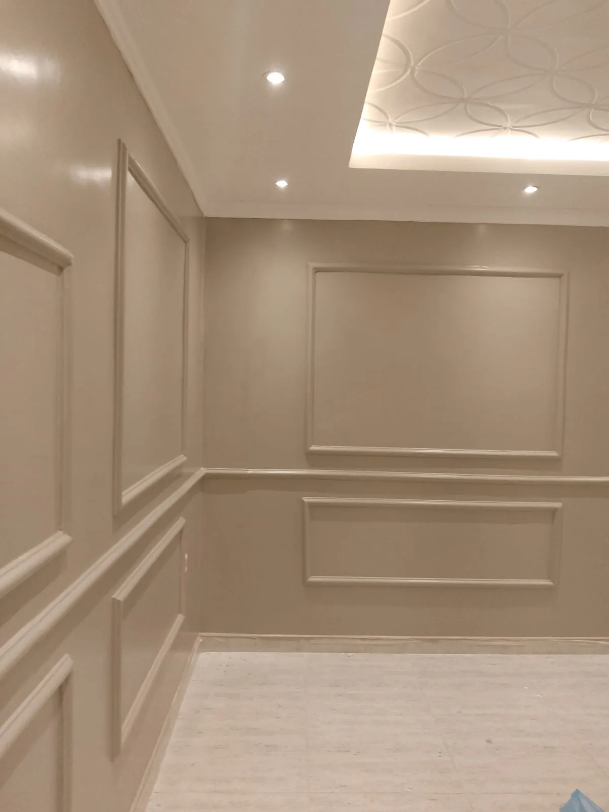 معلم دهانات وديكورات مضمون حي الوزيرية جدة 