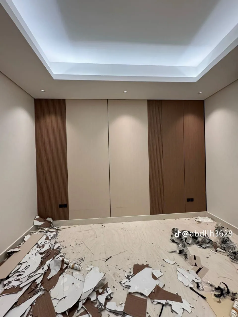 معلم ديكورات عامه في جدة حي البساتين والحمراء