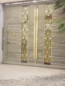 معلم ورق جدران وتركيب وابواب كرديوم في جدة 