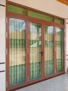 معلم ورق جدران وتركيب وابواب كرديوم في جدة 