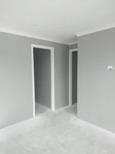 معلم العوازل والدهانات والترميم حي البساتين وصفا بجدة 