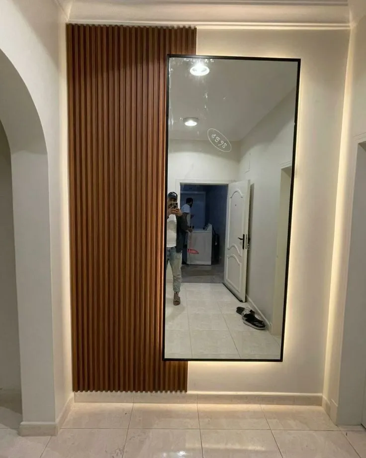 معلم دهانات وديكورات فوم وبديل الشيبورد ودواليب وترميم بجدة 