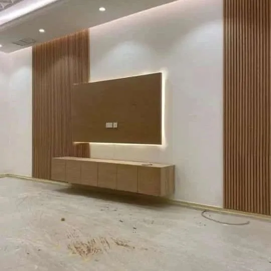 معلم دهانات وديكورات فوم وبديل الشيبورد ودواليب وترميم بجدة 