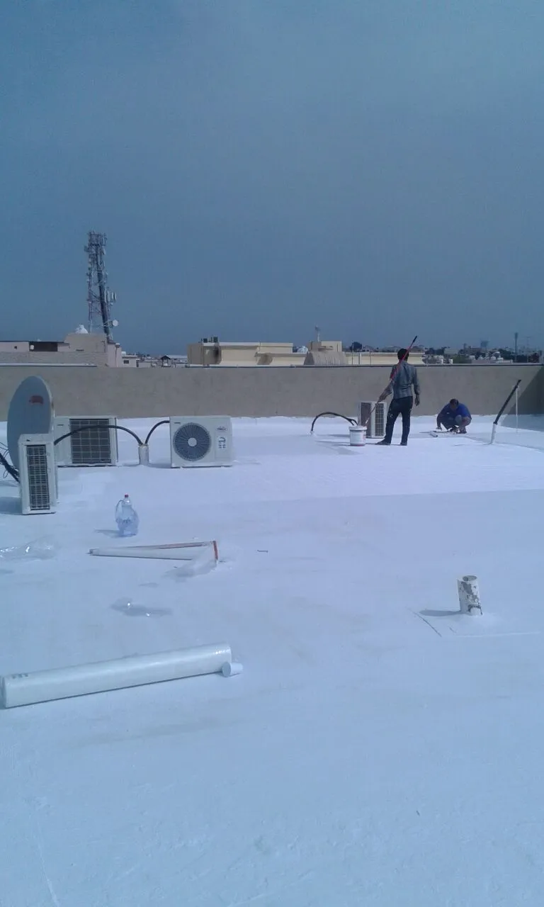 معلم دهانات وعوازل ممتازفي جدة 