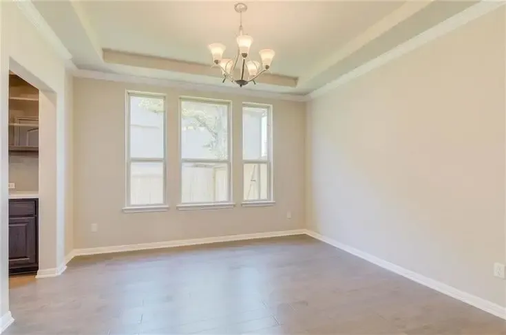 دهانات وديكورات 508745727:دليلك لتجديد منزلك بلمسة عصرية