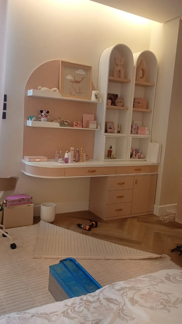 أفضل معلم ديكورات دواليب وجدران حي المنار: تصاميم مودرن 2026