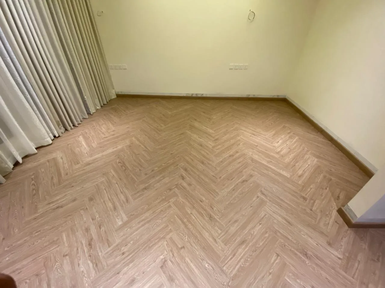 أفضل معلم ديكورات دواليب وجدران حي المنار: تصاميم مودرن 2026