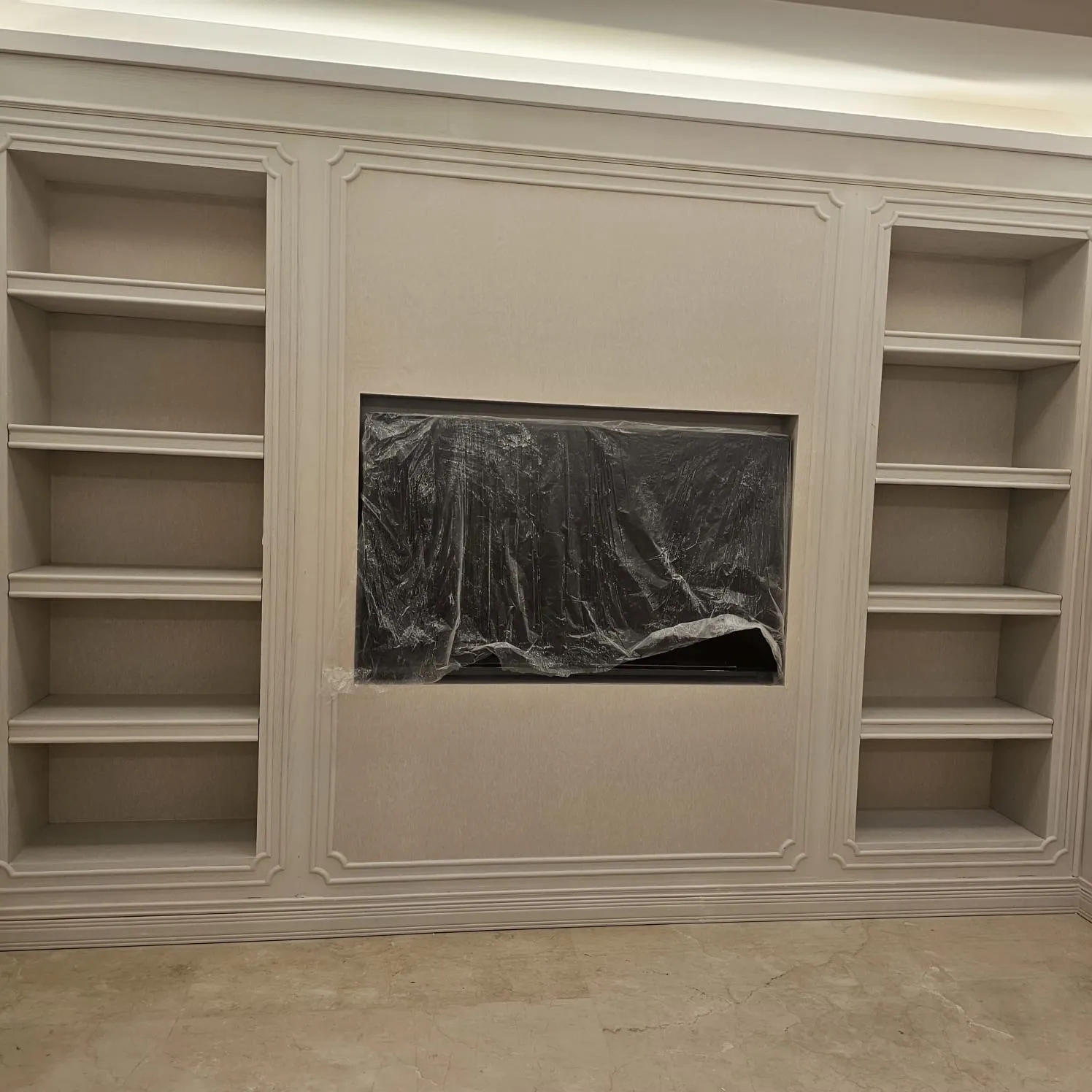 أفضل معلم ديكورات دواليب وجدران حي المنار: تصاميم مودرن 2026