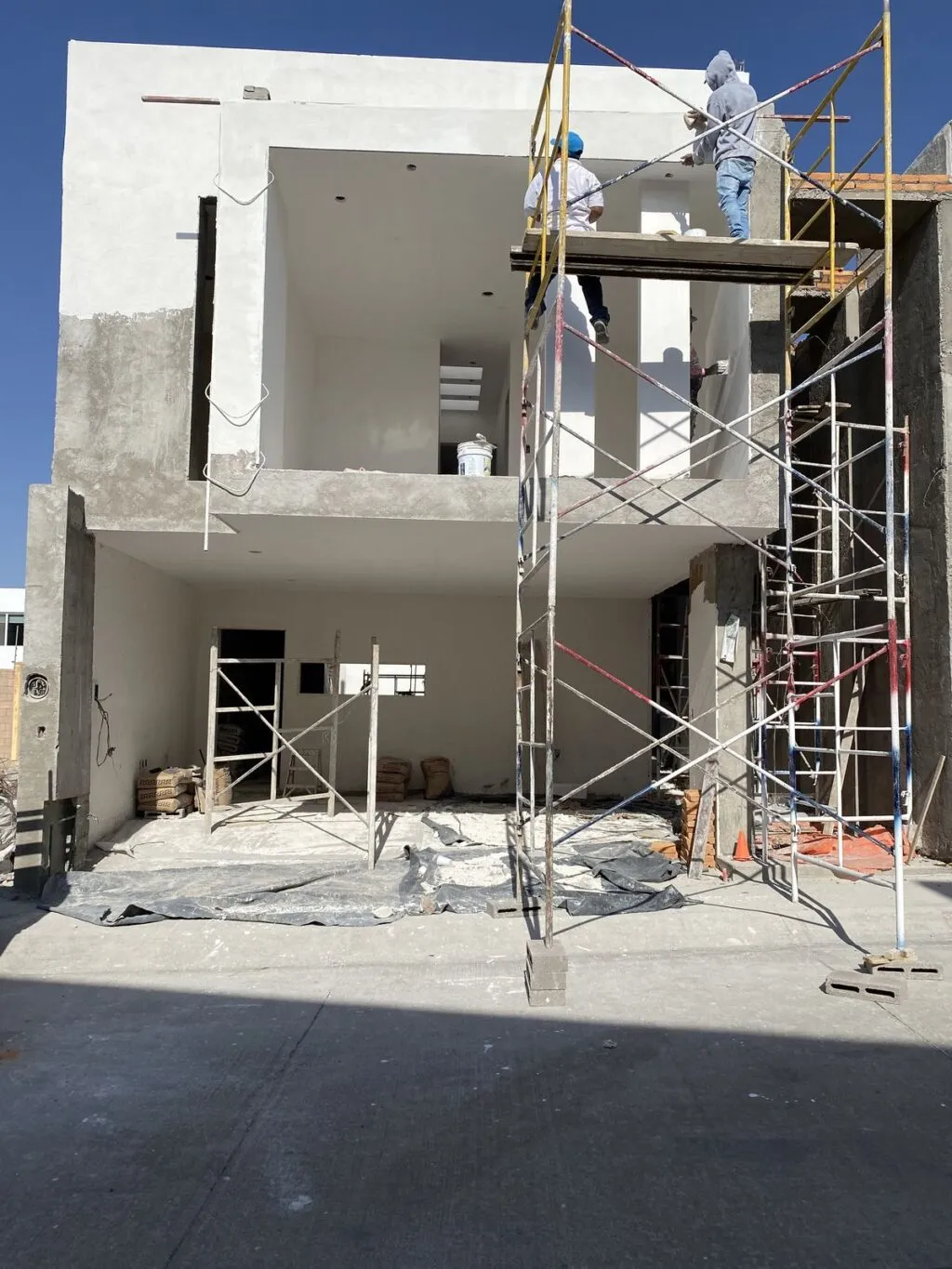 أسعار ترميم عمائر 2026 | أفضل مقاول  دهانات بمواصفات قياسية