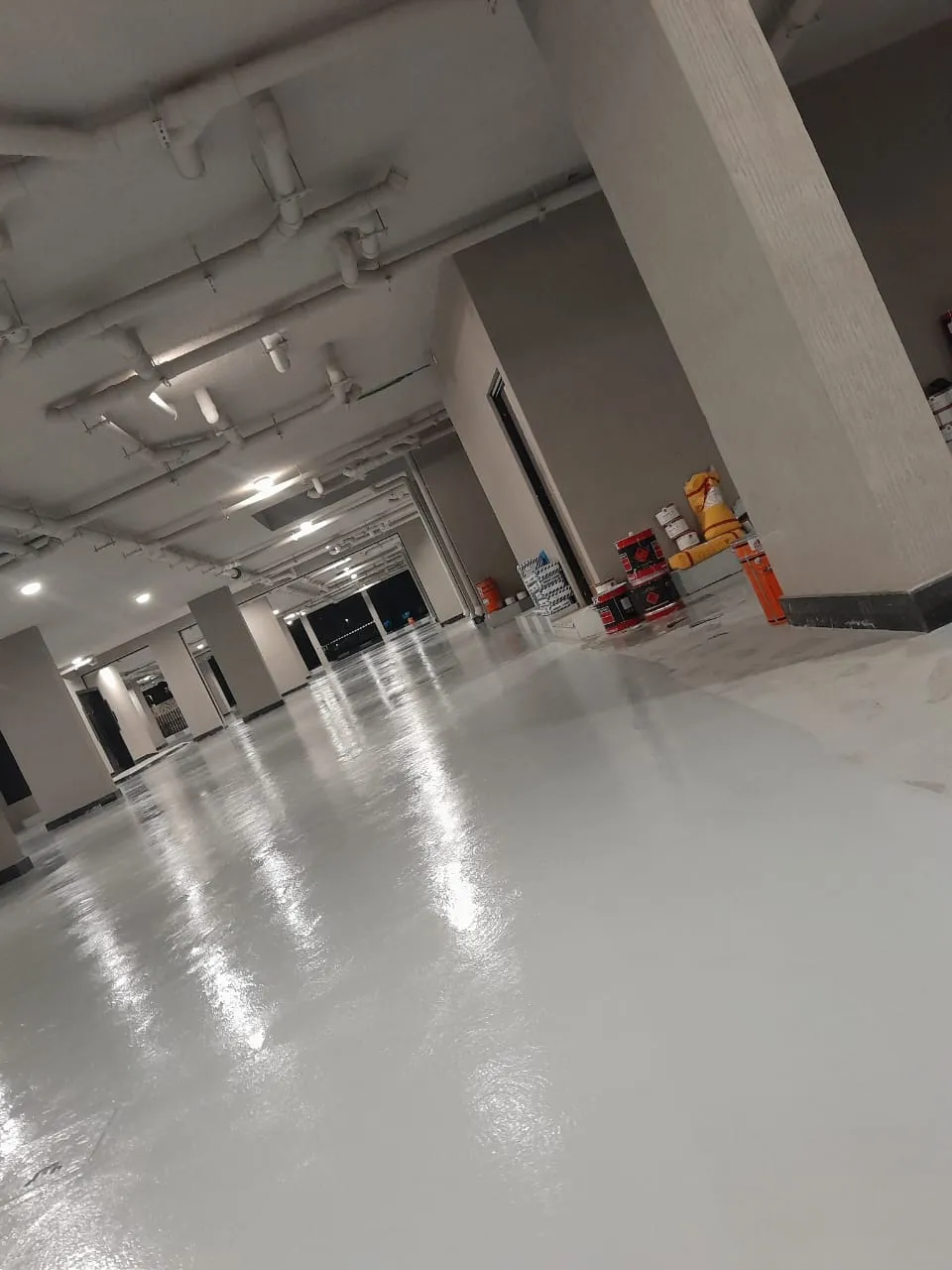 أفضل خدمات دهانات الايبوكسي للأرضيات في جدة|دليل الأسعار